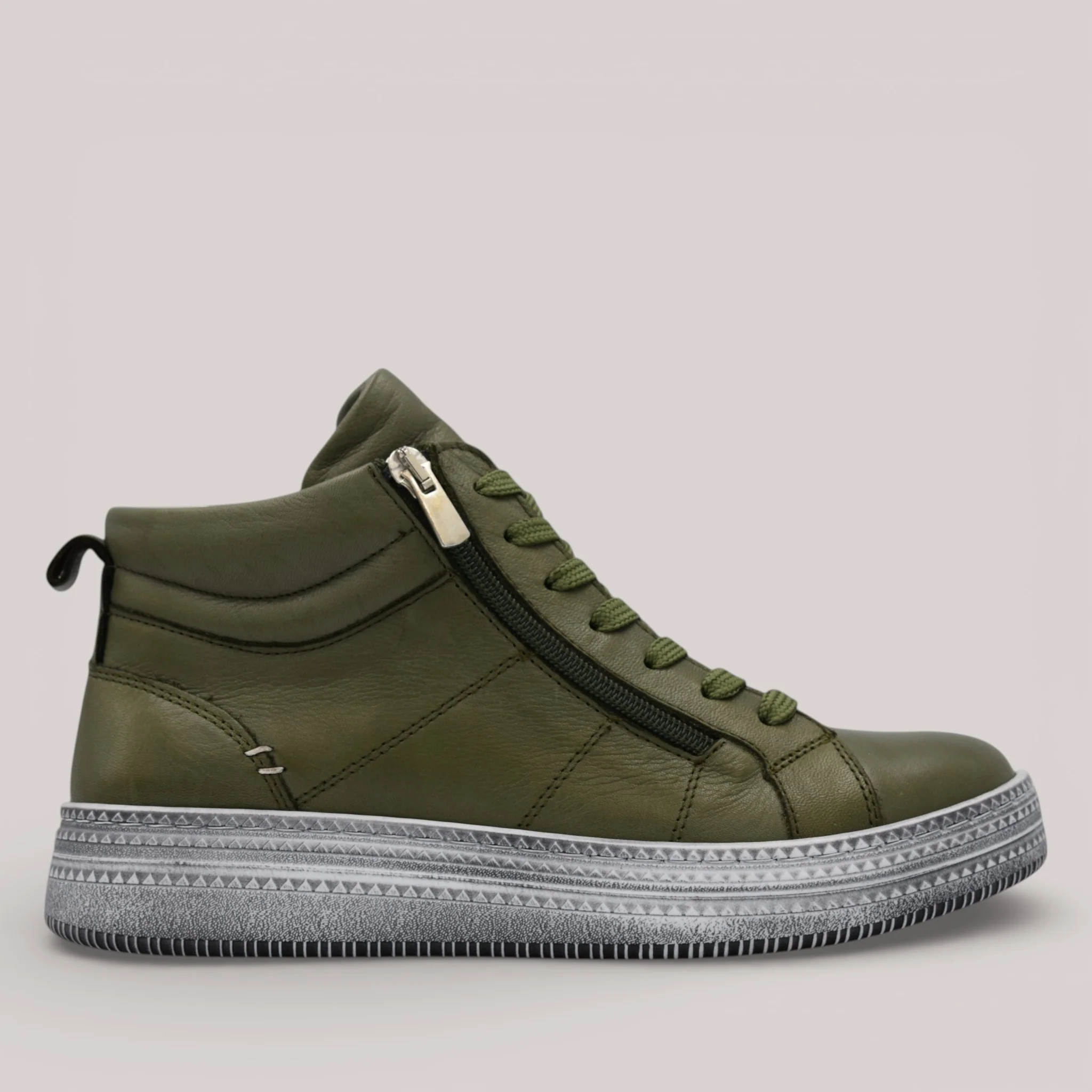 Womenβs Orthotic Friendly Shoes
